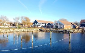Klintholm Marina Park Cabins